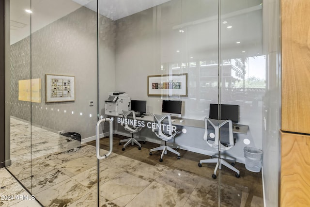 7180 E Kierland Blvd Unit 314, Scottsdale, AZ 85254 - home office with baseboards