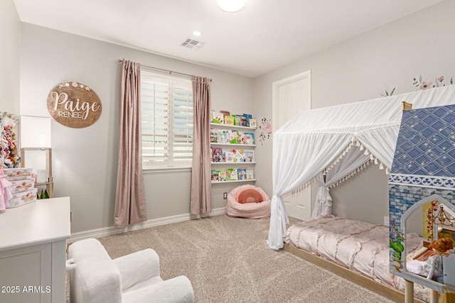 bedroom featuring carpet floors