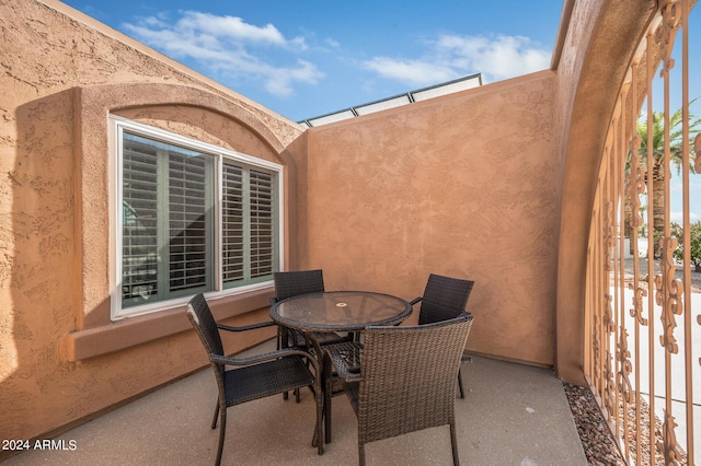 view of patio / terrace with outdoor dining space