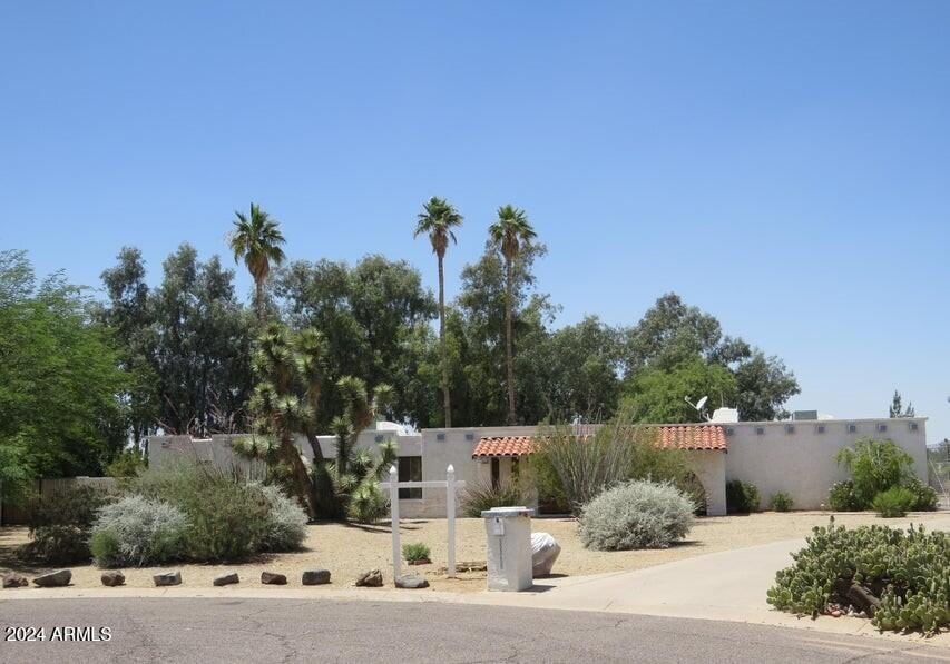 8560 E Cortez St, Scottsdale, AZ 85260 - view of front of house