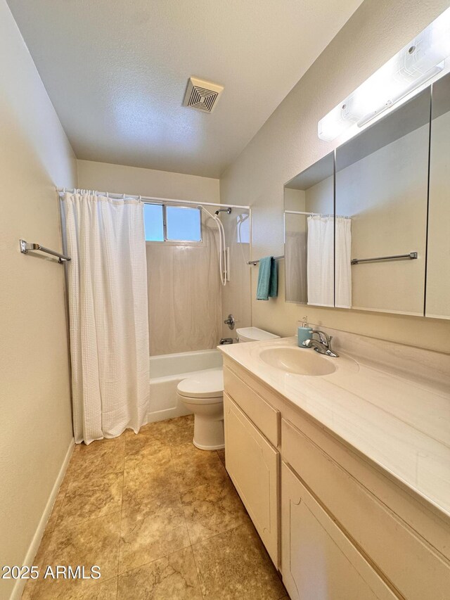 full bath featuring vanity, shower / bathtub combination with curtain, toilet, and visible vents