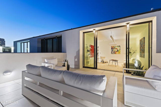view of patio with outdoor lounge area