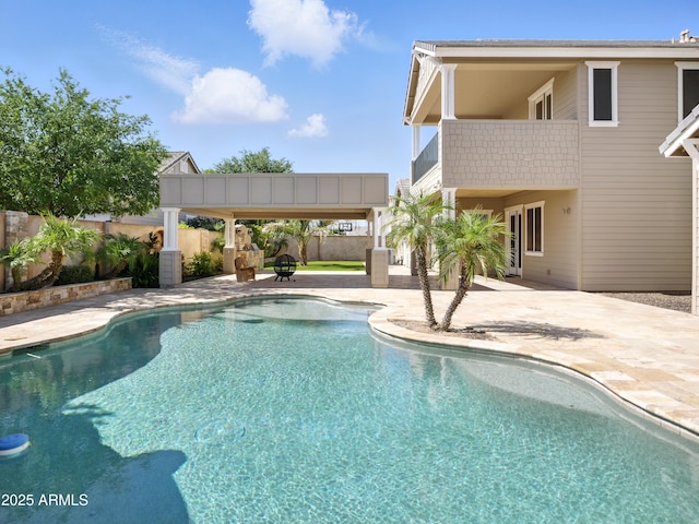 2822 E Constance Way, Phoenix, AZ 85042 - view of swimming pool featuring a patio area and a fenced backyard
