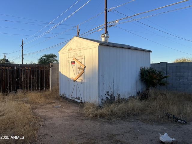 view of outbuilding