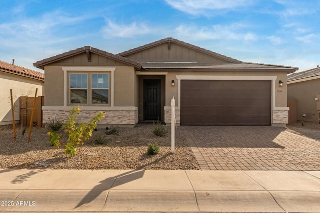 view of front of house with a garage