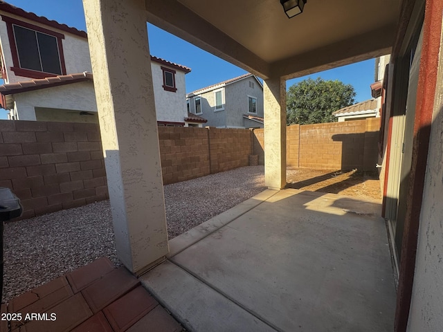 876 S Colonial Dr, Gilbert, AZ 85296 - fenced backyard with a patio area