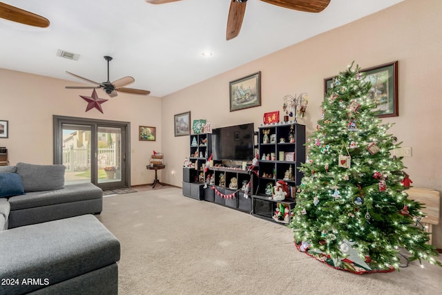 living room with carpet