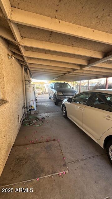 3530 W Portland St, Phoenix, AZ 85009 - garage featuring water heater