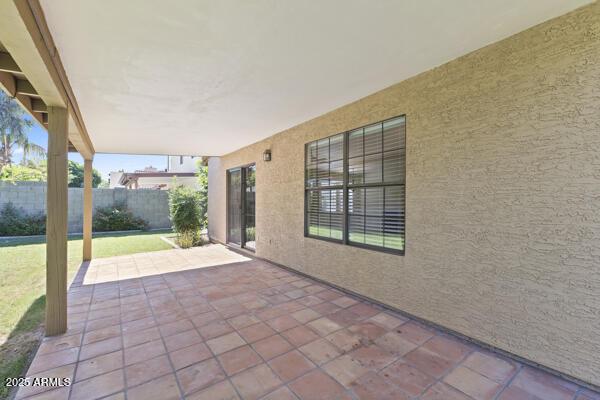 5450 E Paradise Ln, Scottsdale, AZ 85254 - view of patio / terrace