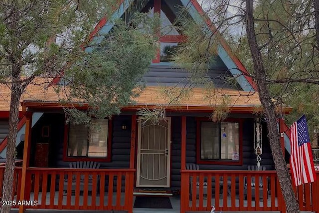 view of front of property with a porch