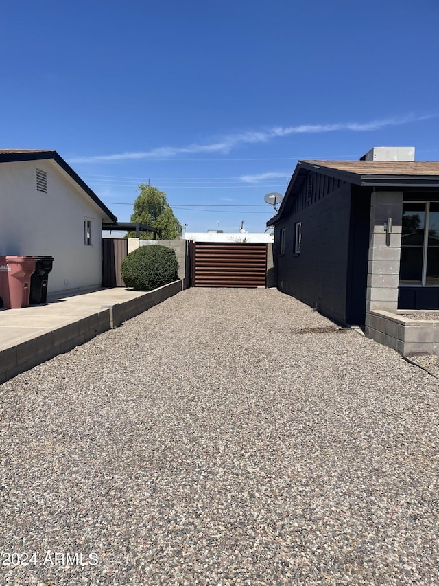 view of yard featuring a patio