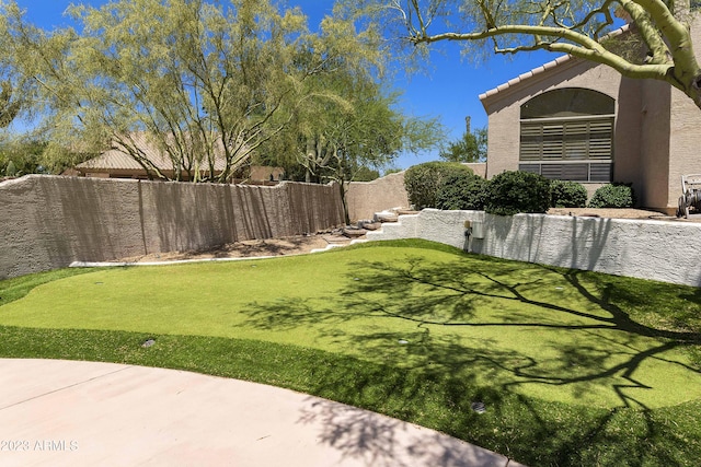 29771 N 67th St, Scottsdale, AZ 85266 - view of yard featuring a fenced backyard