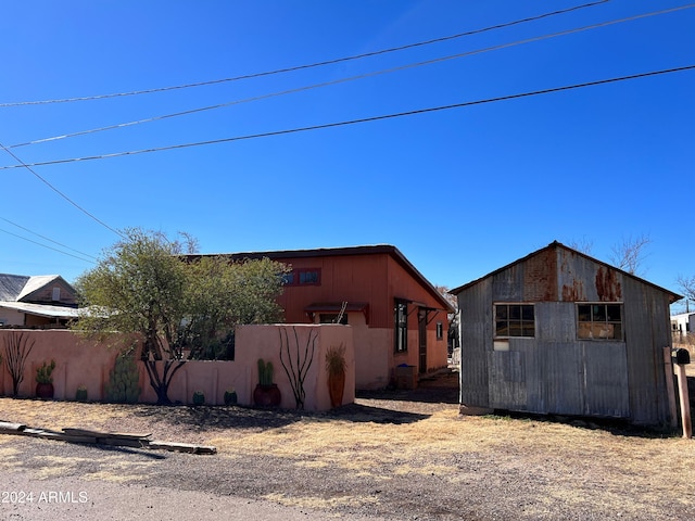 view of property exterior