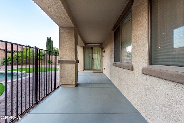 21472 E Saddle Ct, Queen Creek, AZ 85142 - balcony with view of pool area