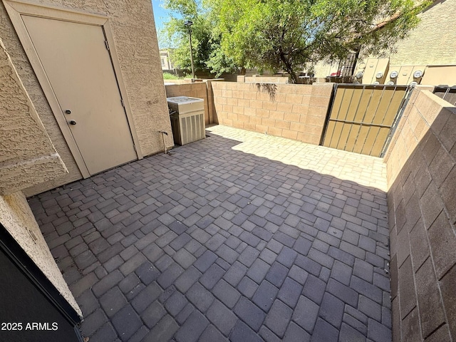 921 W University Dr Unit 1038, Mesa, AZ 85201 - view of patio with fence