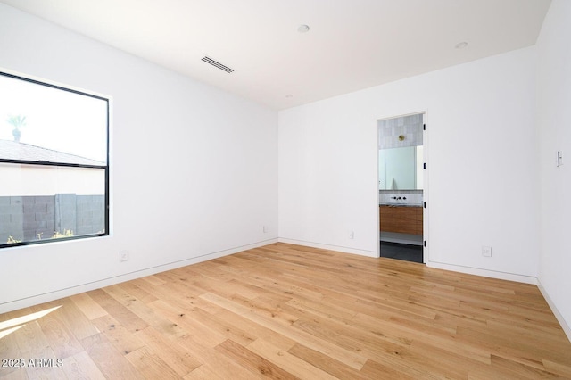 5301 N 43rd St, Phoenix, AZ 85018 - unfurnished room featuring wood finished floors