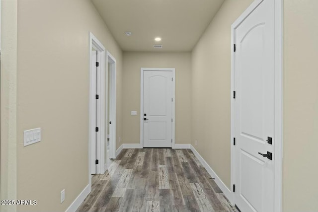 1910 E Rainbow Trl, Payson, AZ 85541 - corridor with recessed lighting, wood finished floors, visible vents, and baseboards