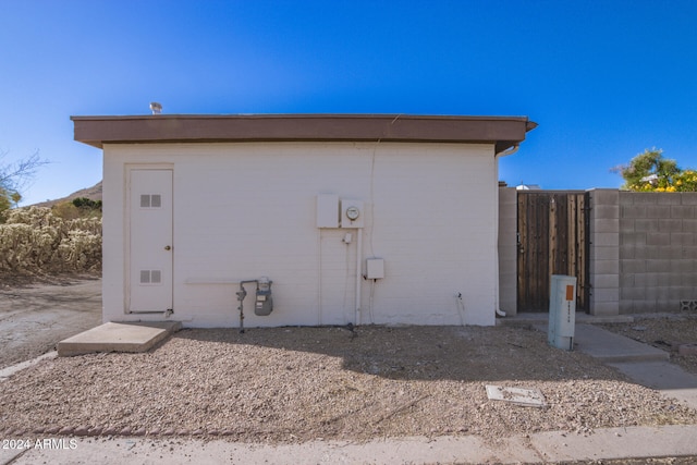 view of outdoor structure