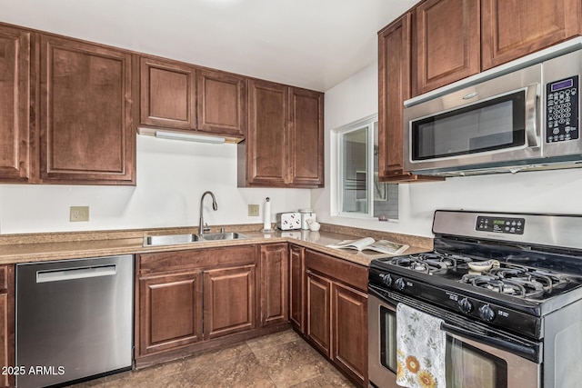 2019 W Stella Ln, Phoenix, AZ 85015 - kitchen featuring appliances with stainless steel finishes and a sink