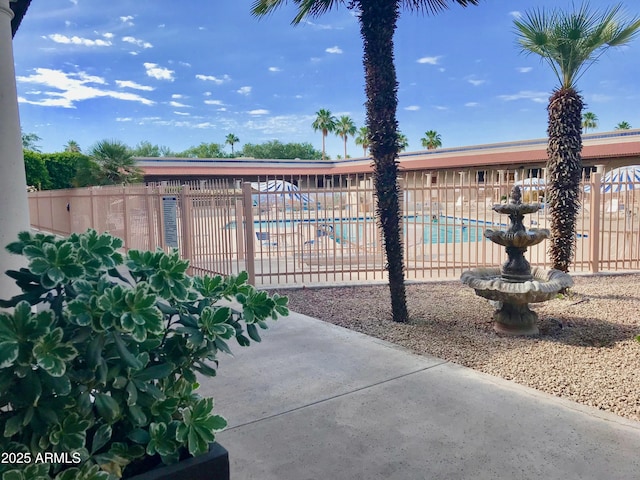 view of swimming pool