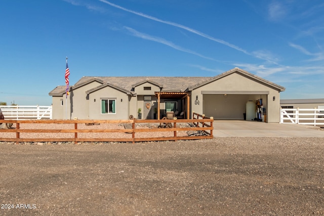 view of front facade featuring a garage