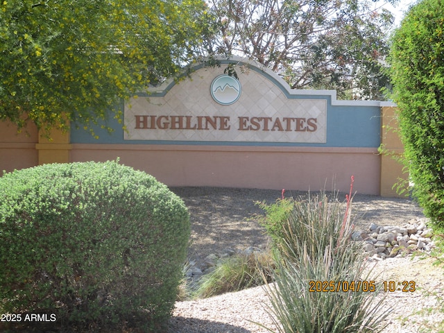 8026 S 6th Dr, Phoenix, AZ 85041 - view of community / neighborhood sign