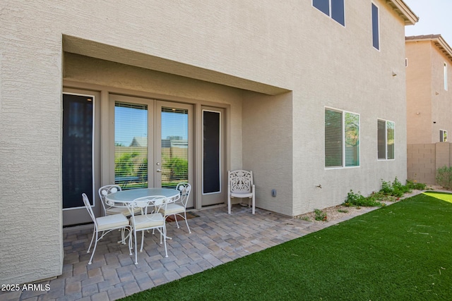 8026 S 6th Dr, Phoenix, AZ 85041 - view of patio / terrace with fence