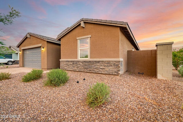 view of front facade with a garage