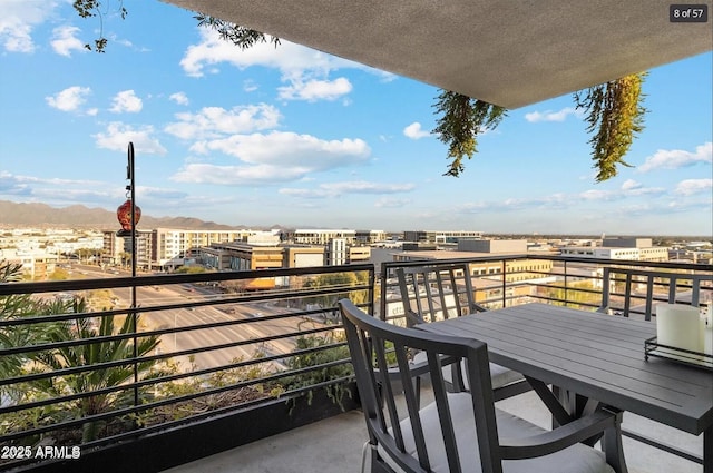 7180 E Kierland Blvd Unit 916, Scottsdale, AZ 85254 - balcony featuring a mountain view and a view of city