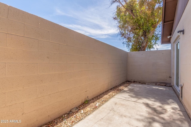 1047 W Laguna Dr, Tempe, AZ 85282 - view of patio