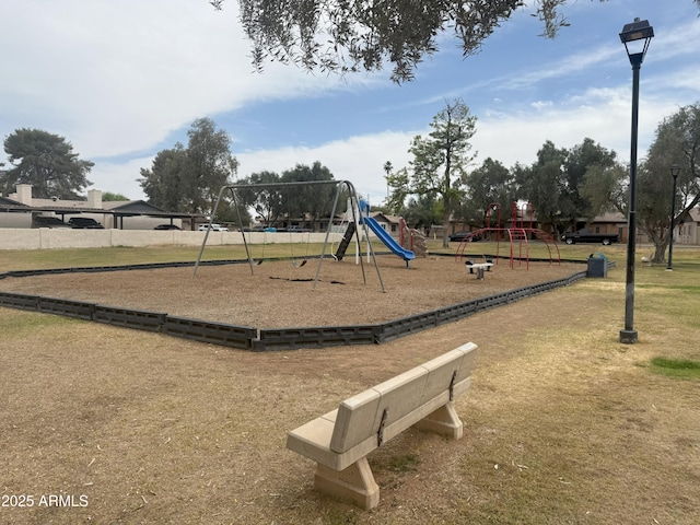1047 W Laguna Dr, Tempe, AZ 85282 - view of community play area