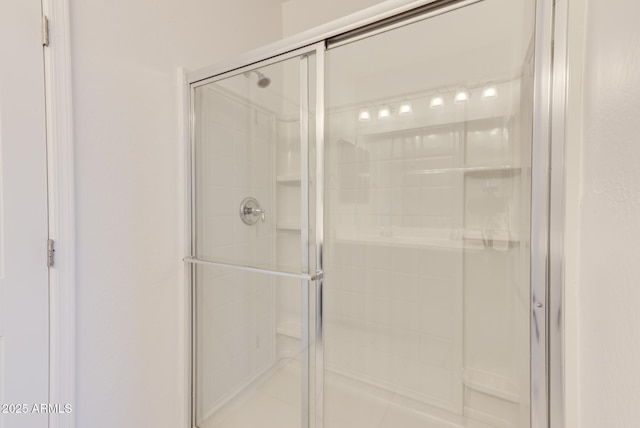 1367 S Country Club Dr S Unit 1125, Mesa, AZ 85210 - full bathroom featuring a stall shower