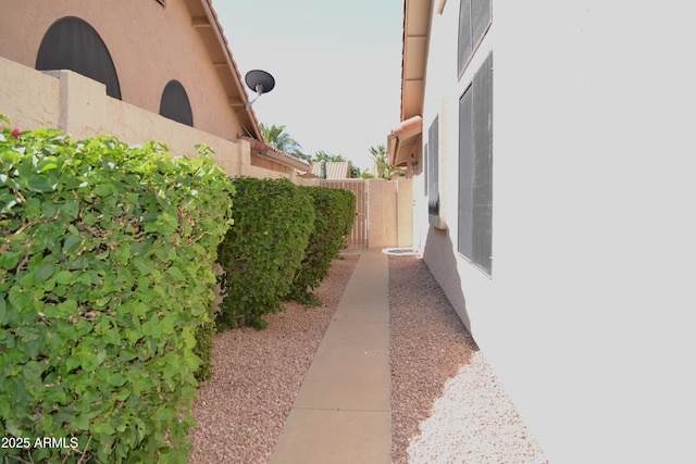 9130 W Utopia Rd, Peoria, AZ 85382 - view of side of home featuring stucco siding