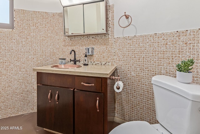 1545 E Christy Dr, Phoenix, AZ 85020 - half bath with tile walls, vanity, and toilet