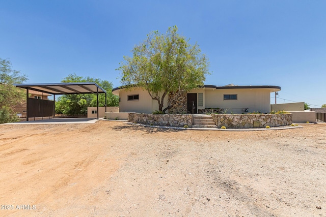1545 E Christy Dr, Phoenix, AZ 85020 - manufactured / mobile home with a carport