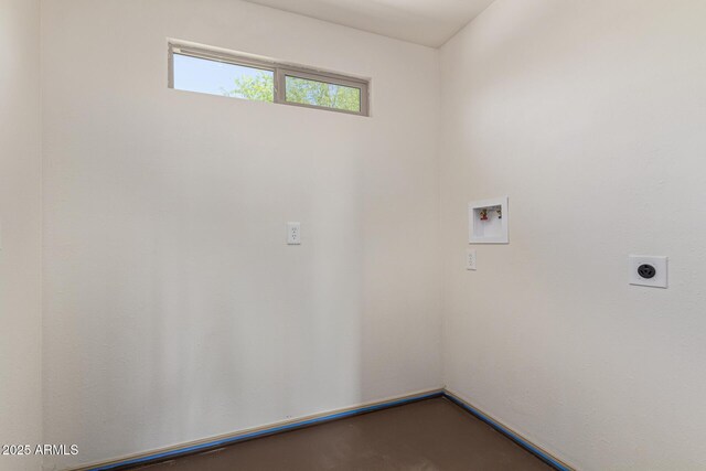 1545 E Christy Dr, Phoenix, AZ 85020 - laundry room with electric dryer hookup, hookup for a washing machine, and baseboards