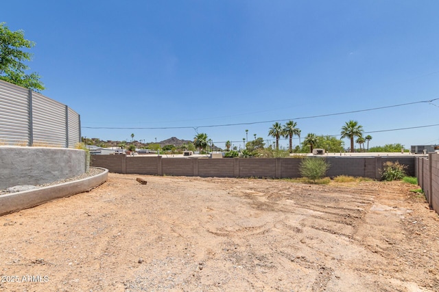1545 E Christy Dr, Phoenix, AZ 85020 - view of yard