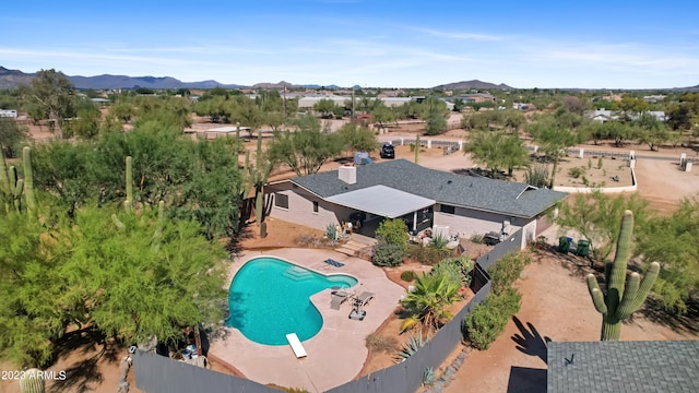 bird's eye view featuring a mountain view