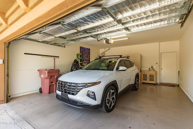 19700 N 76th St Unit 1040, Scottsdale, AZ 85255 - garage featuring a garage door opener