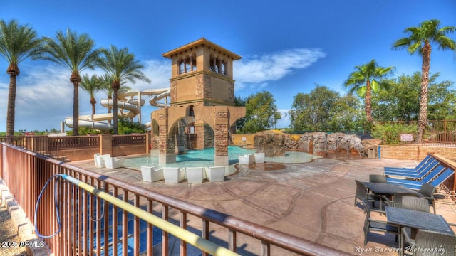4610 E Meadowview Dr, Gilbert, AZ 85298 - view of patio / terrace