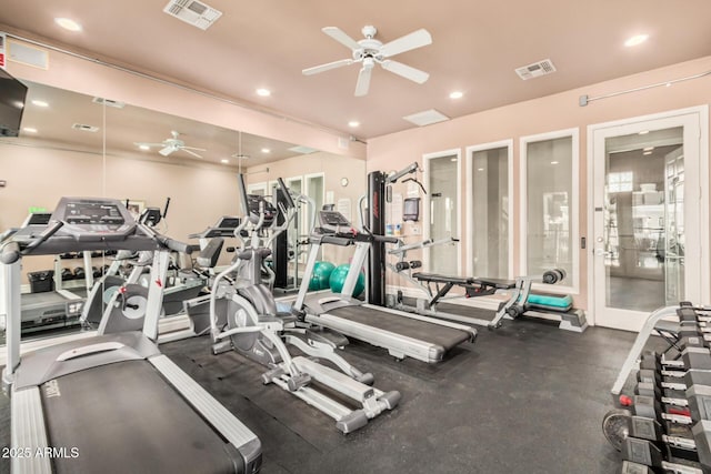 exercise room with ceiling fan, visible vents, and recessed lighting