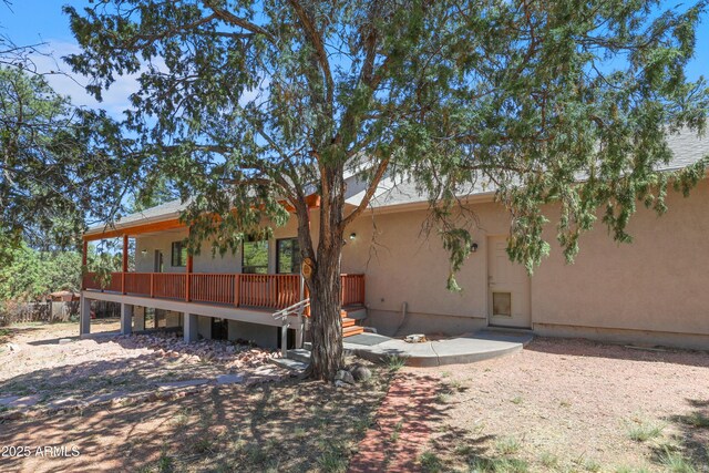 502 W Locust Rd, Payson, AZ 85541 - back of property with stucco siding and a deck