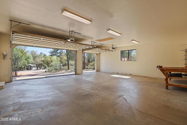 502 W Locust Rd, Payson, AZ 85541 - garage with a garage door opener