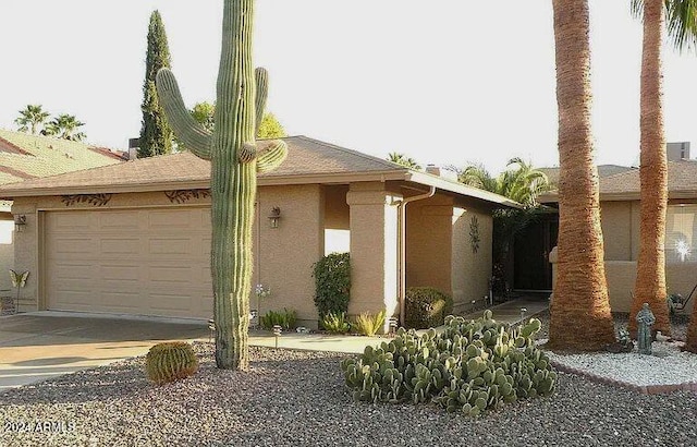 view of front of house featuring a garage