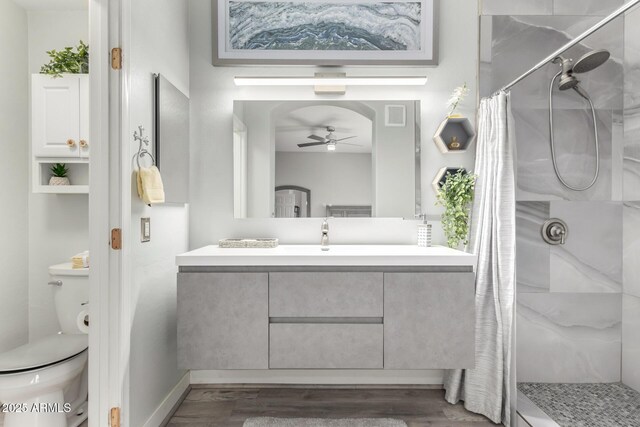 5015 E Cheyenne Dr Unit 31, Phoenix, AZ 85044 - full bathroom with vanity, ceiling fan, toilet, and a shower with shower curtain