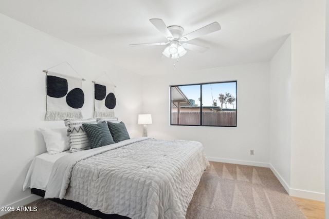 bedroom with ceiling fan