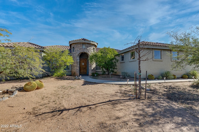 view of front of property