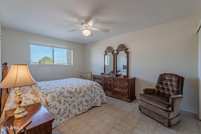 bedroom with ceiling fan