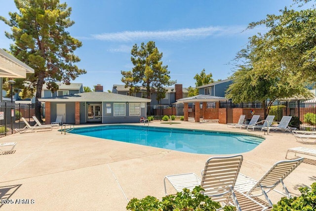 2301 E University Dr Unit 172, Mesa, AZ 85213 - community pool with a patio