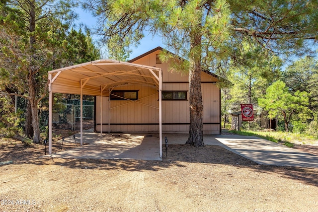 1987 Stagg Run, Overgaard, AZ 85933 - manufactured / mobile home featuring a carport